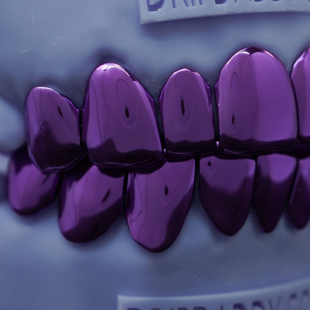 CANDY – SIXTEEN